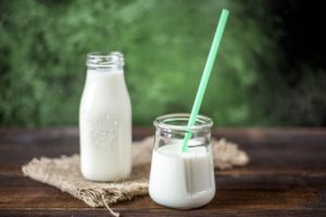 Milch und Milchprodukte gehören zu den häufigsten Auslösern von Lebensmittelunverträglichkeiten.