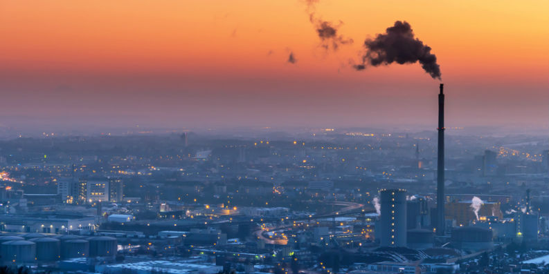 Industriegebiet im Morgengrauen